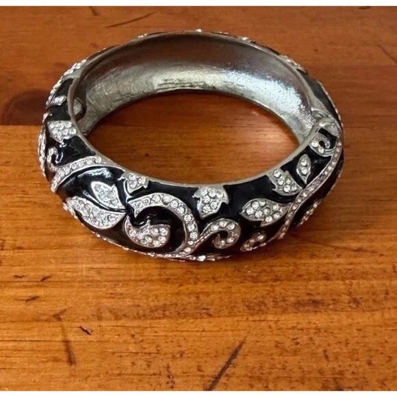 Silver Tone Black Enamel Hinged Bangle Bracelet Rhinestone Crystal Scroll Design - Picture 1 of 10